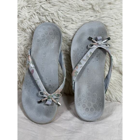 Vionic Rest Bella X Flip Flops Metallic Silver Size 8 Bow Sandals Beach Support - Picture 1 of 7
